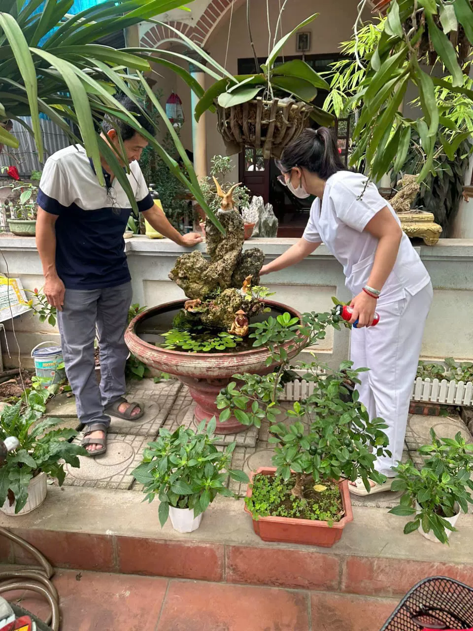 Ô DIÊN CHỦ ĐỘNG VỆ SINH MÔI TRƯỜNG, DIỆT BỌ GẬY PHÒNG CHỐNG SỐT XUẤT HUYẾT