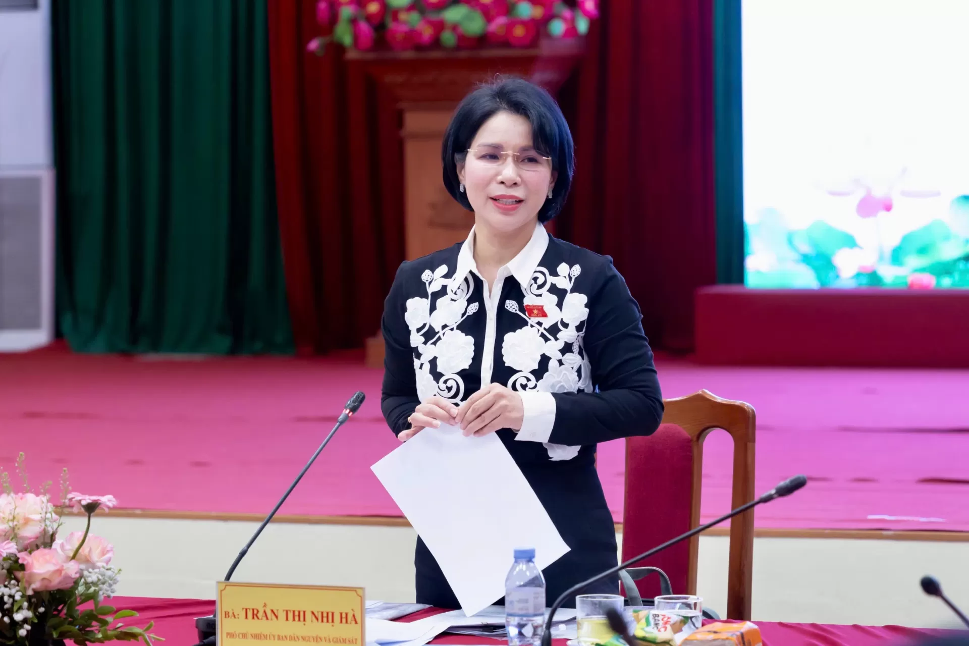 ĐOÀN GIÁM SÁT CHUYÊN ĐỀ CỦA ỦY BAN DÂN NGUYỆN VÀ GIÁM SÁT CỦA QUỐC HỘI LÀM VIỆC TẠI XÃ Ô DIÊN VỀ CÔNG TÁC BẢO ĐẢM NHÂN LỰC Y TẾ CẤP XÃ