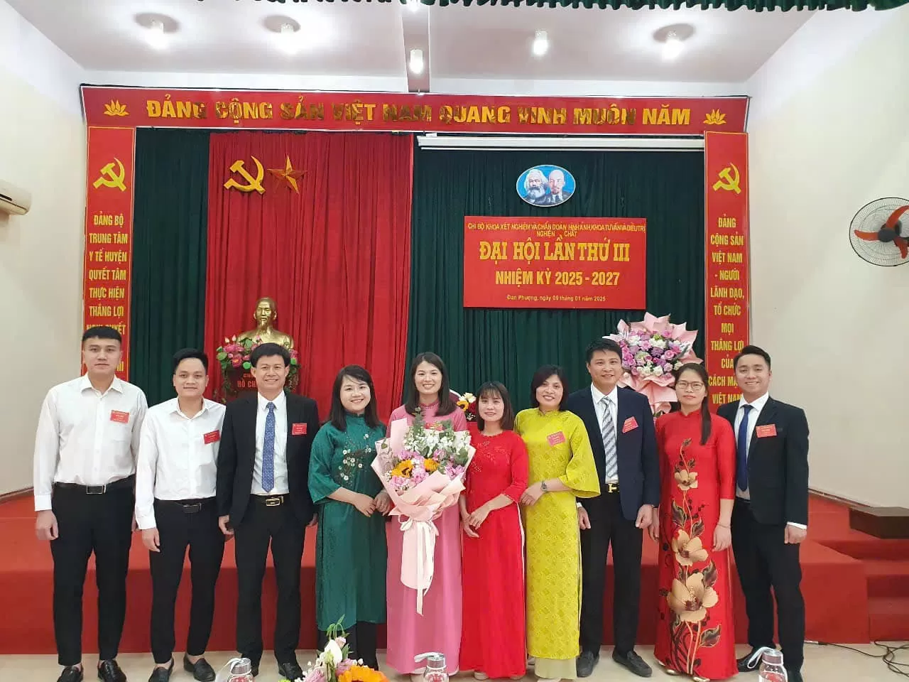 Khoa CDHA và Khoa DTNC