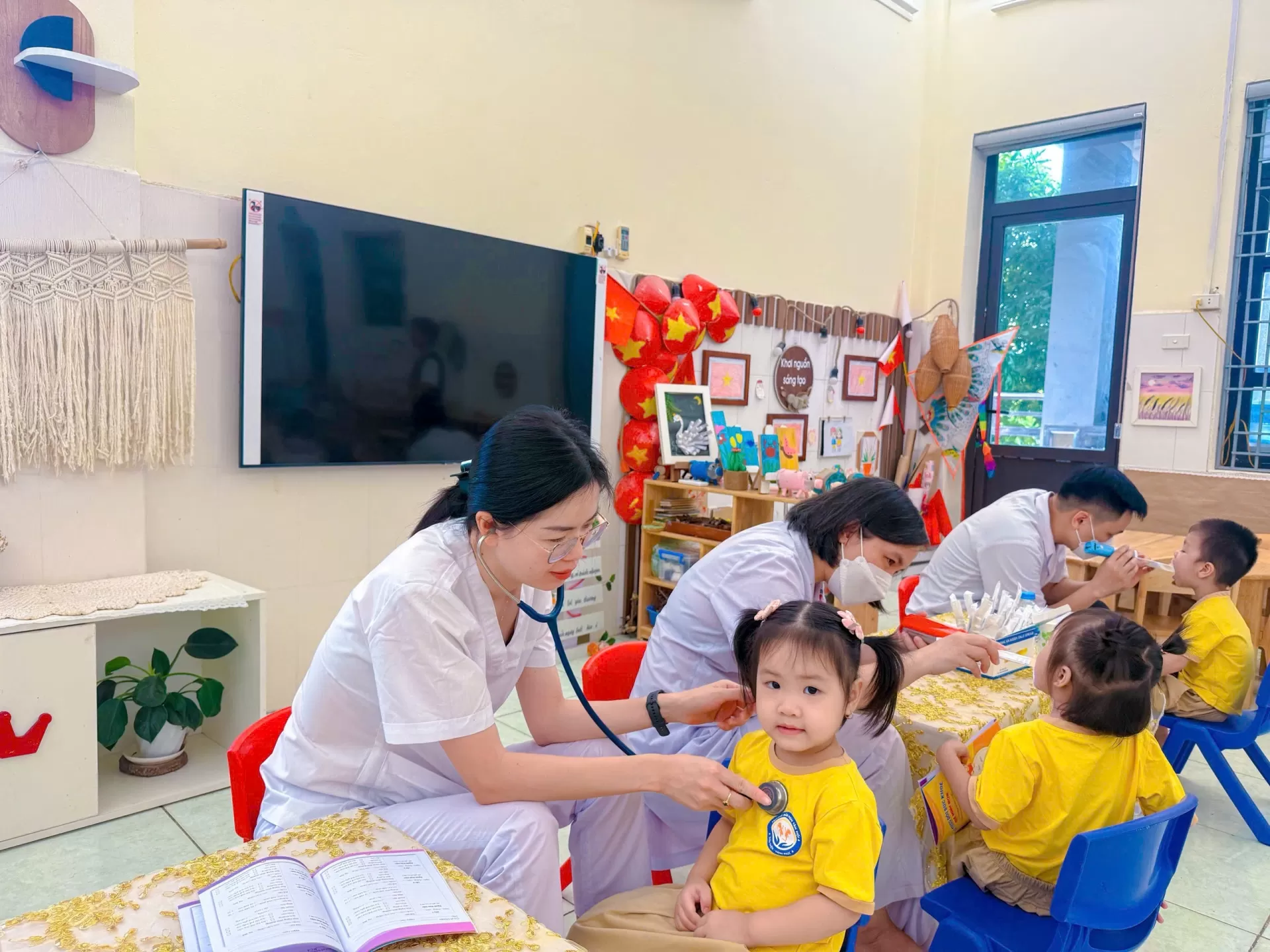 PHÒNG CONG VẸO CỘT SỐNG HỌC ĐƯỜNG