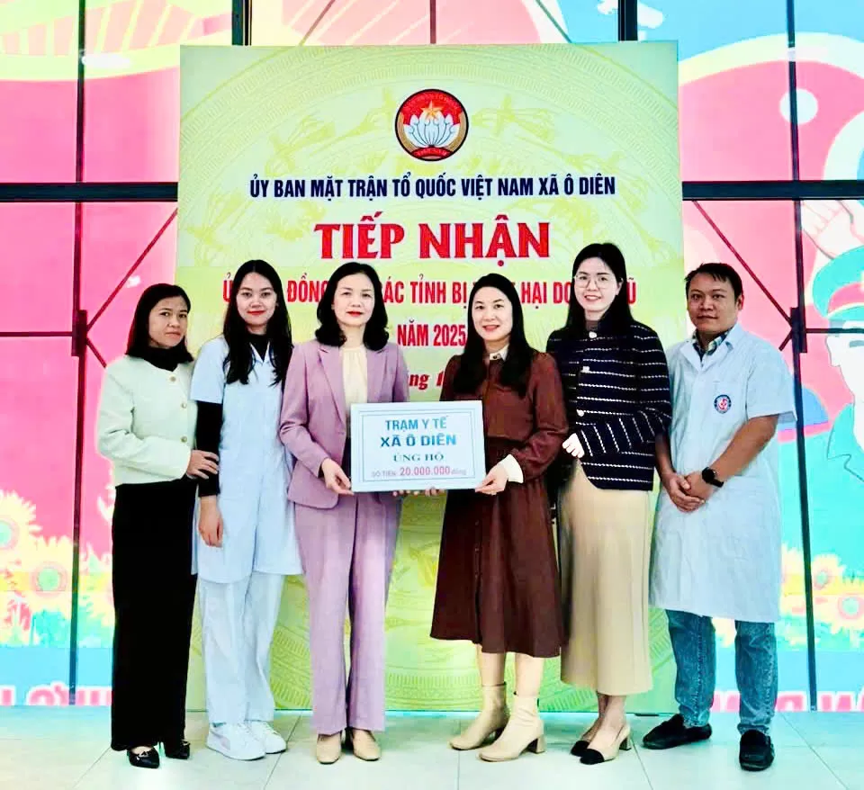 CHUNG TAY HƯỚNG VỀ MIỀN TRUNG: TRẠM Y TẾ Ô DIÊN ỦNG HỘ ĐỒNG BÀO VÙNG LŨ