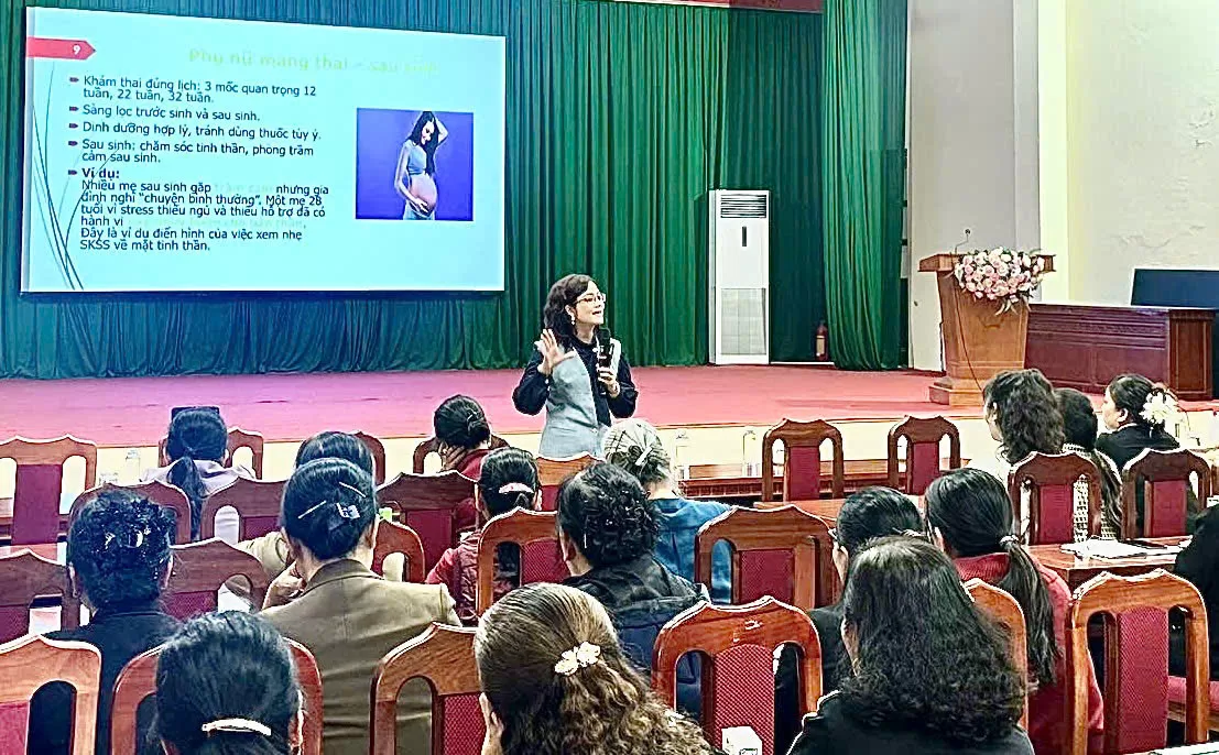 XÃ Ô DIÊN TỔ CHỨC TẬP HUẤN NÂNG CAO NĂNG LỰC TUYÊN TRUYỀN CHĂM SÓC SỨC KHỎE SINH SẢN VÀ DỰ PHÒNG UNG THƯ